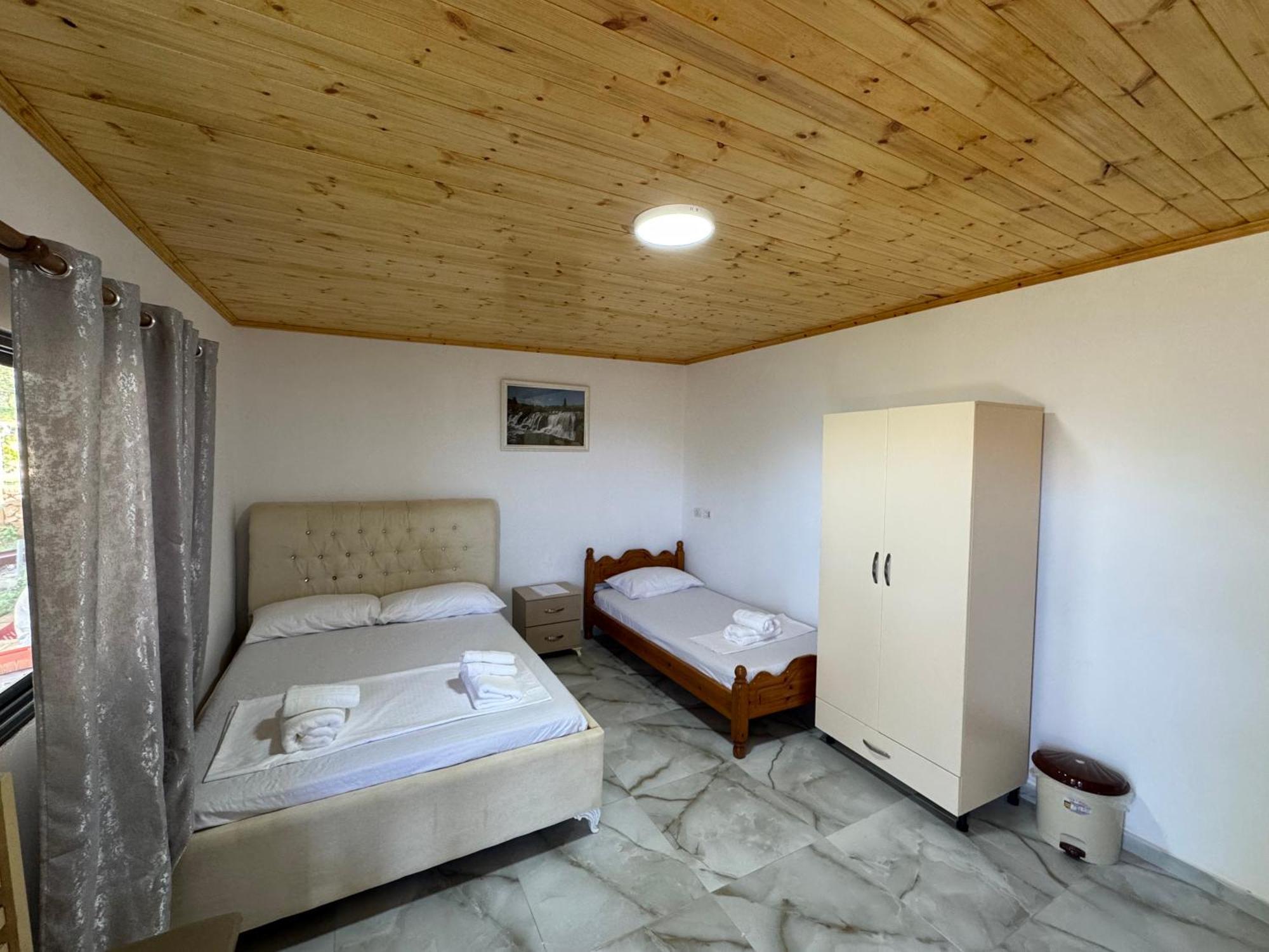 Oni Apartments Ksamil Exterior photo